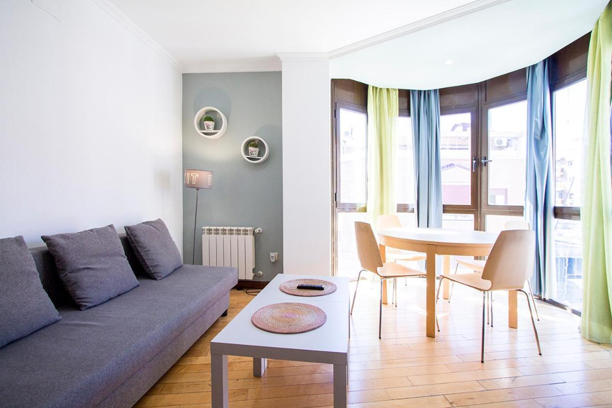 Apartamentos Adelfas Madrid Exteriör bild