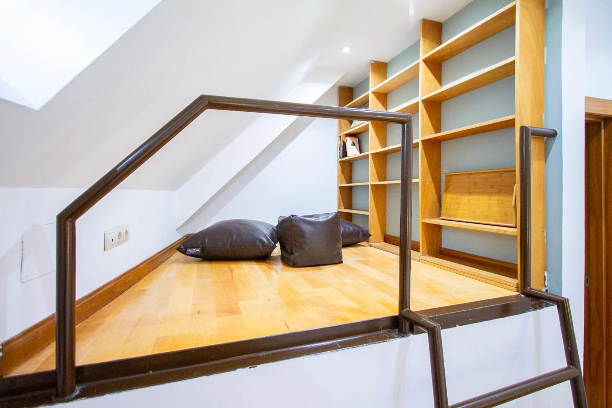 Apartamentos Adelfas Madrid Exteriör bild