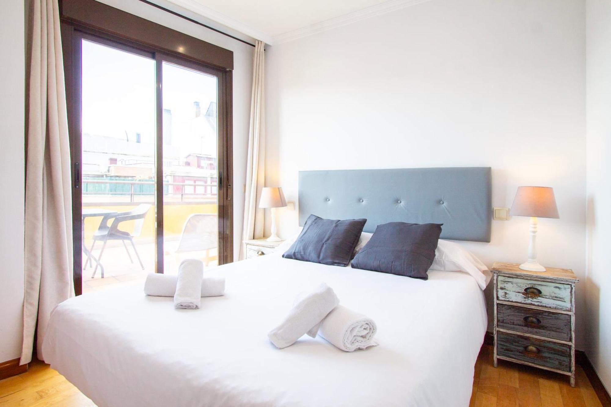 Apartamentos Adelfas Madrid Exteriör bild